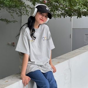 Mix với quần jean baggy