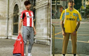 Mix áo đá banh cùng quần kaki