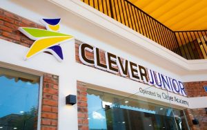 trung tâm Clever Academy