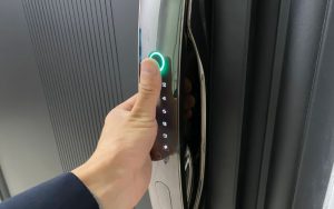 Chọn khóa vân tay cho người mệnh Thủy